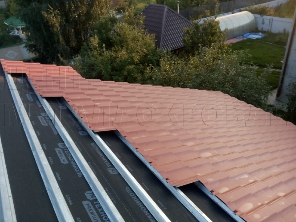 Металлочерепица Геркулес 8004 терракотовый Стальной Бархат от Центра Металлокровли в Липецке