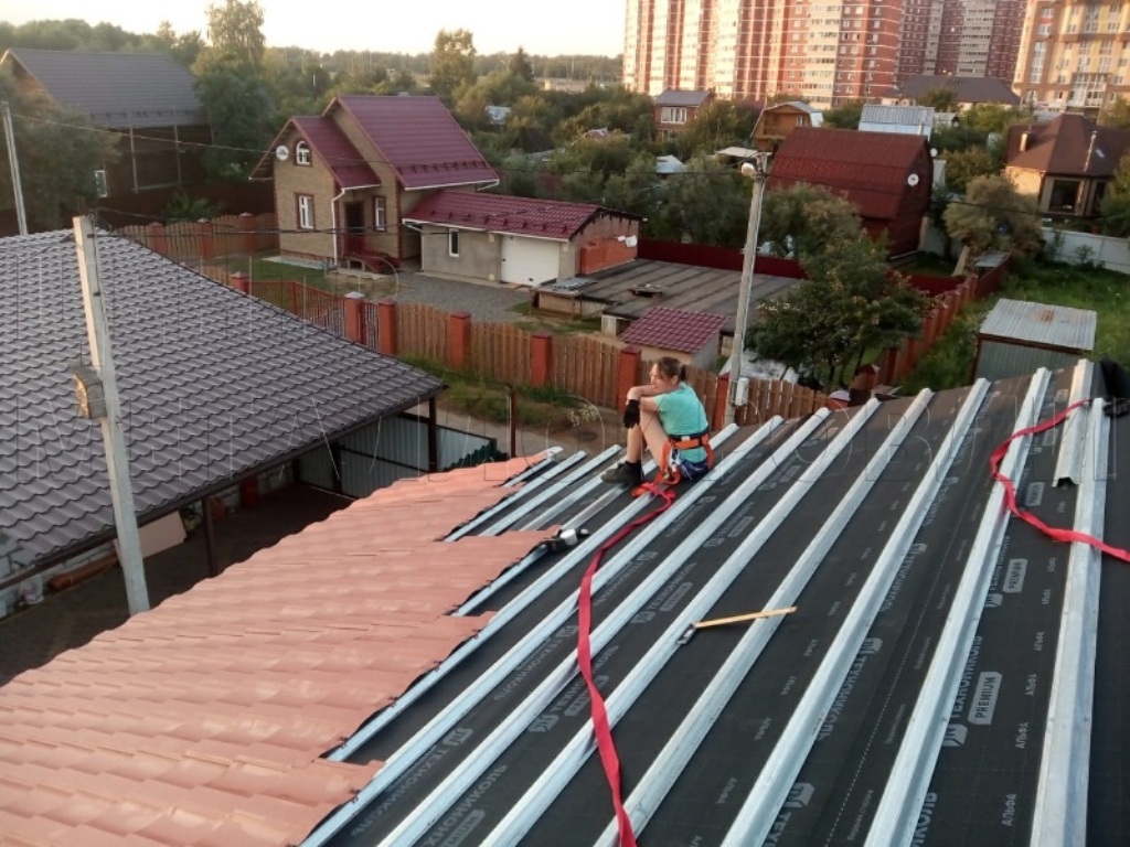 Металлочерепица Геркулес 8004 терракотовый Стальной Бархат от Центра Металлокровли в Липецке